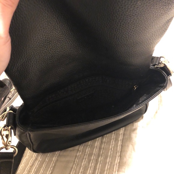 Kate Spade cross body bag. - Picture 2 of 6